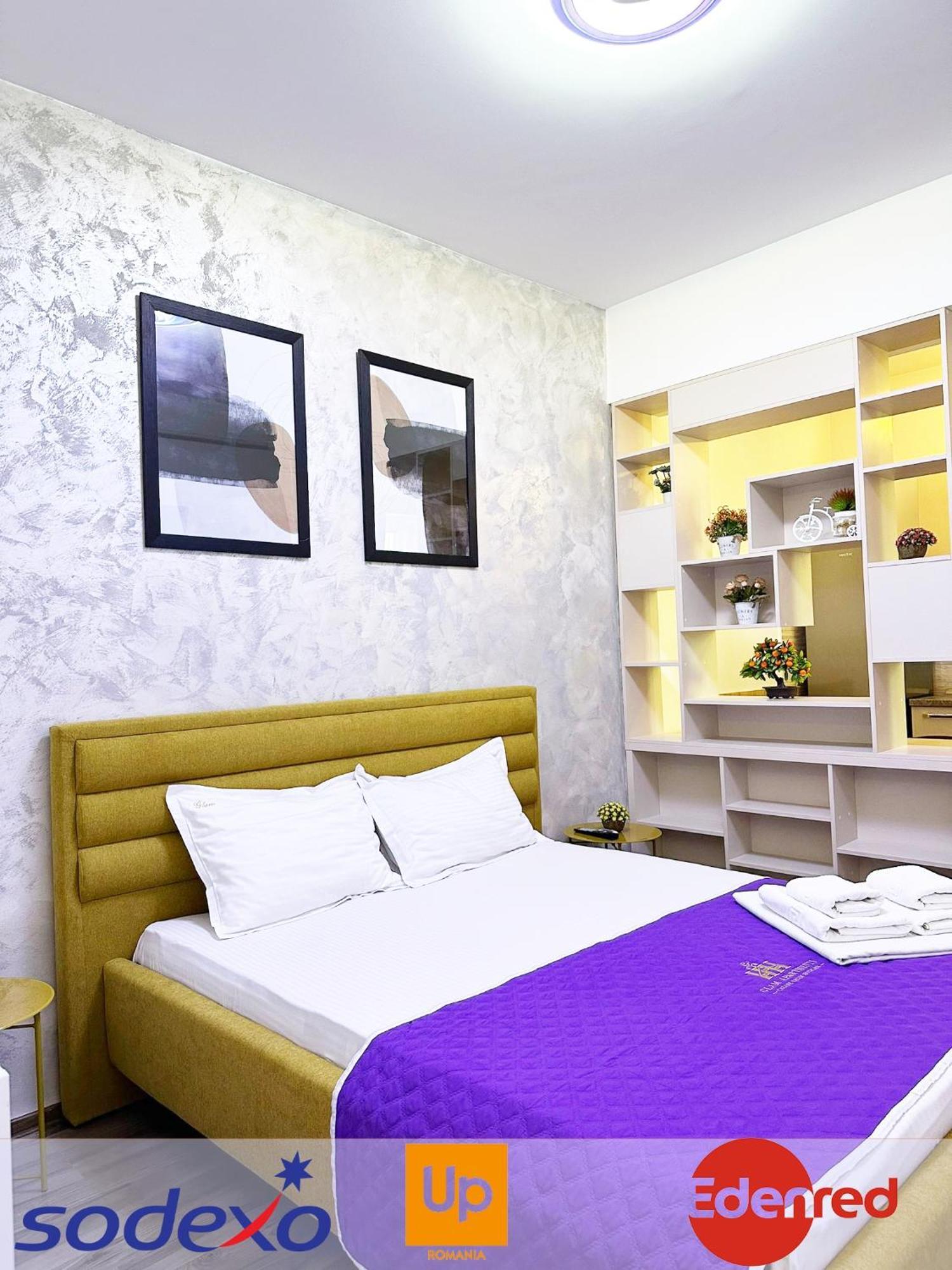 Studios & Apartments Palas By Glam Apartments ヤシ エクステリア 写真