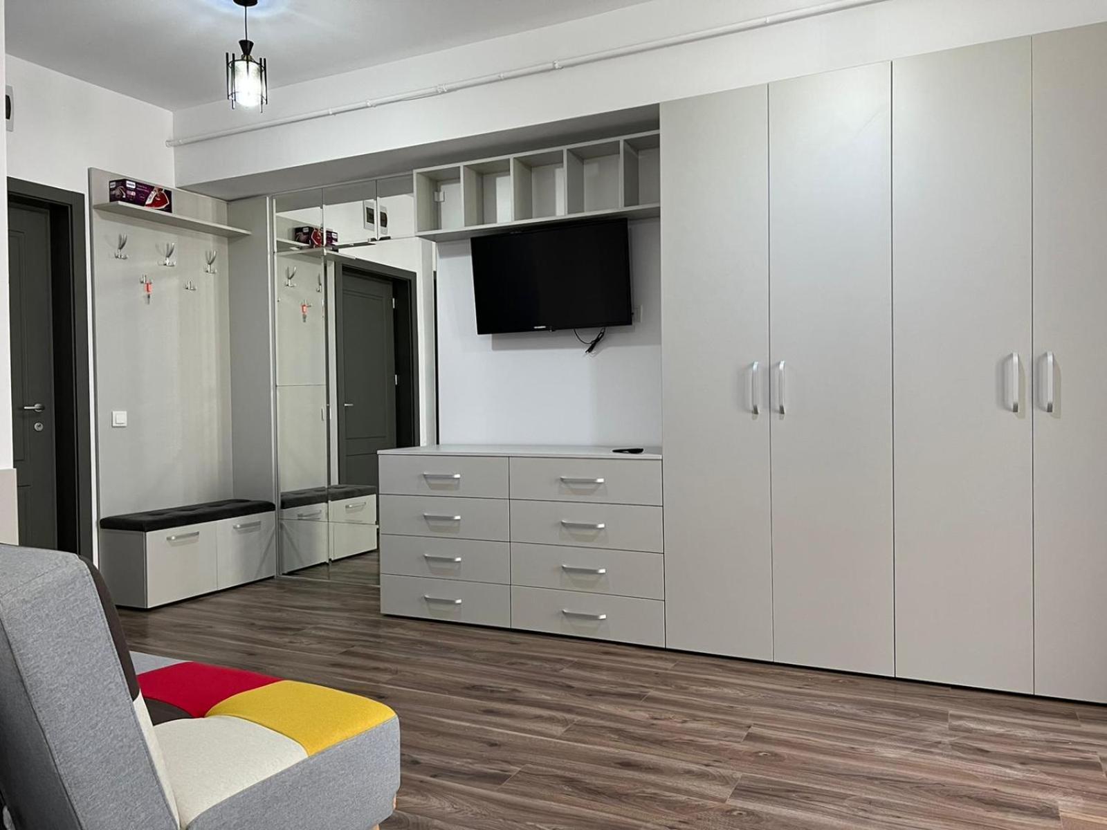Studios & Apartments Palas By Glam Apartments ヤシ エクステリア 写真
